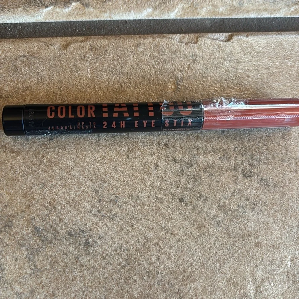 Maybelline | Color Tattoo 24H Eye Stix | Matte | 35 Iam Powerful 45 Iam Giving 7